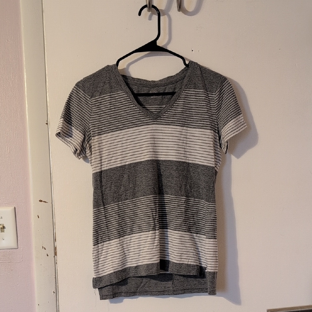 Ana Gray and White Striped Tee